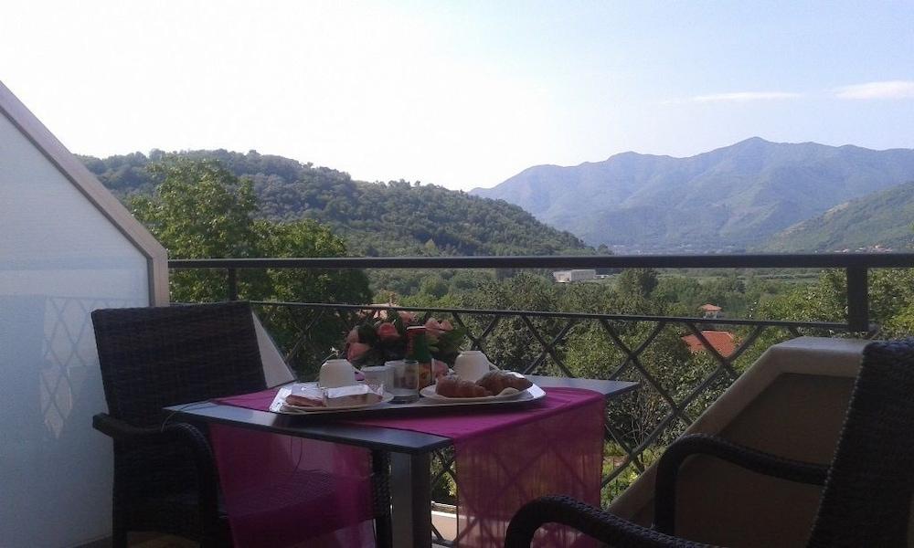 Vea Resort Hotel Mercato San Severino Esterno foto