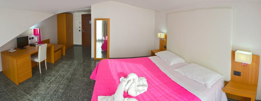 Vea Resort Hotel Mercato San Severino Camera foto