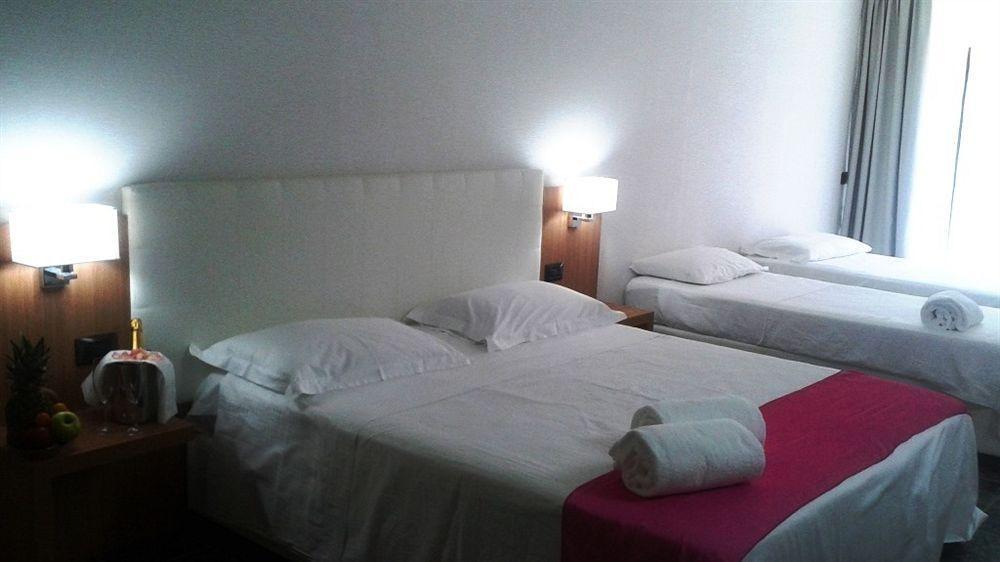 Vea Resort Hotel Mercato San Severino Esterno foto