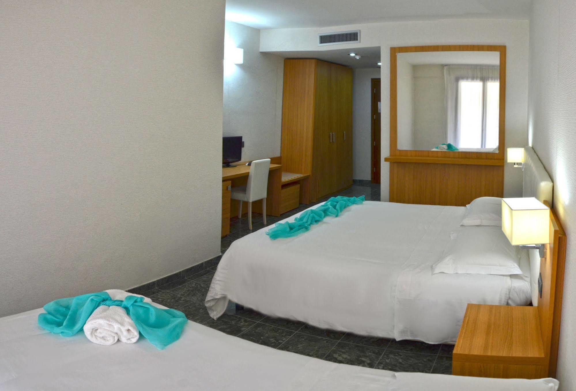Vea Resort Hotel Mercato San Severino Esterno foto