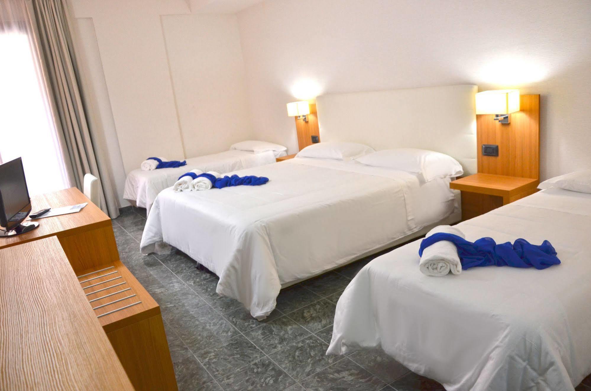Vea Resort Hotel Mercato San Severino Esterno foto
