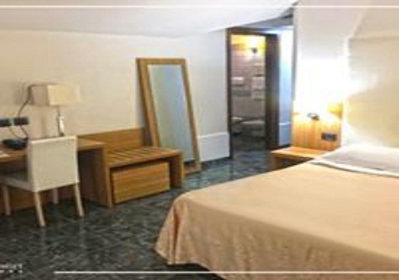 Vea Resort Hotel Mercato San Severino Esterno foto